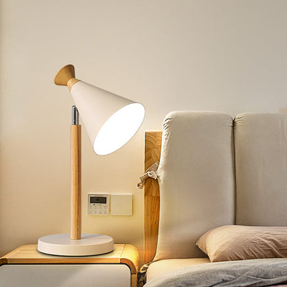 Lampe à poser moderne en fer forme trompette