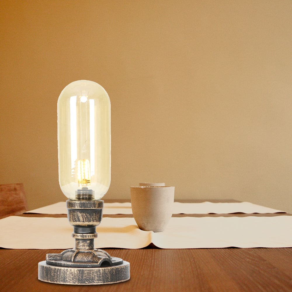 Lampe de table moderne à design industriel en métal