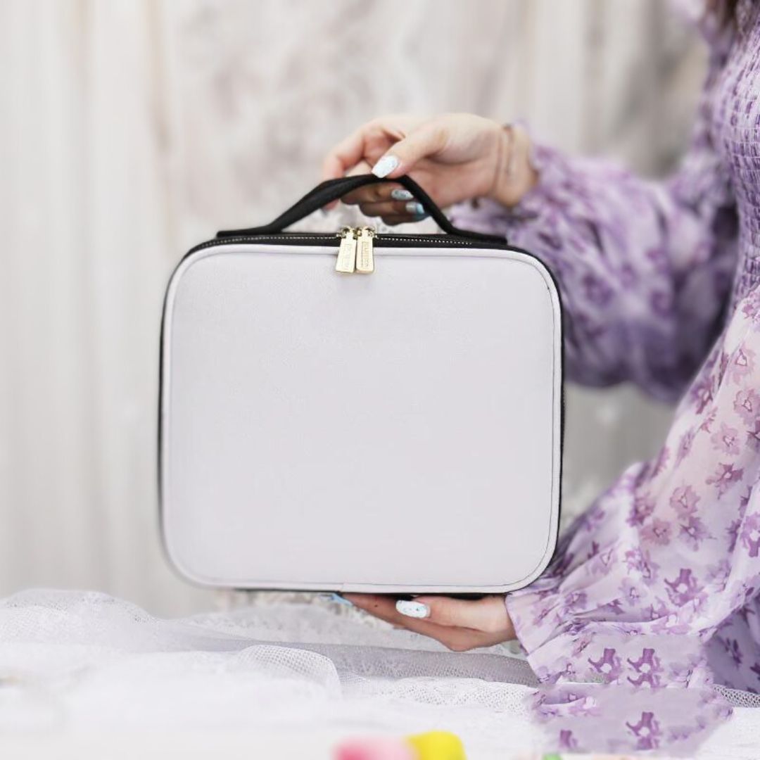 Practical Compact Makeup Case