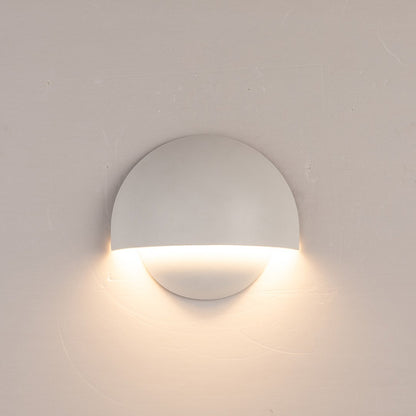 Durable Outdoor LED Fixture with Soft Lighting